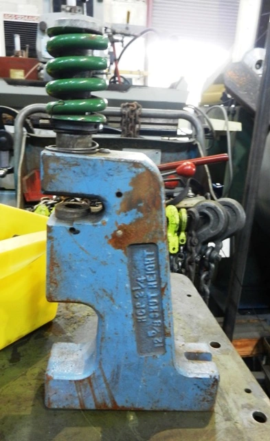 Used UNITTOOL HCP 2-1/4 Angle Punches Florida US | Holland Machinery Co. #944385
