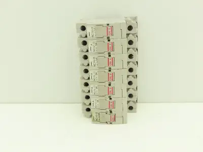 IDEC NC1V-1100 5 Amp Circuit Protector 1 Pole A Curve 250VAC/65VDC Lot of 7