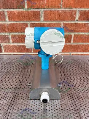 USED ENDRESS + HAUSER PROMASS 60AS04 MASS FLOW METER  20-55 VAC