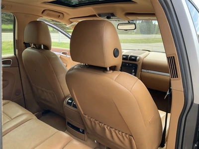 USED 2010 PORSCHE CAYENNE