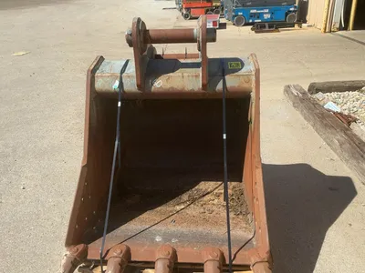 Used _UNKNOWN_ _UNKNOWN_ Multipurpose Buckets Michigan US | Miedema Asset Management Group #1444979
