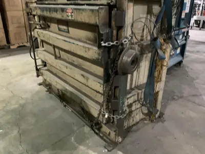 SELMA VERTICAL INDUSTRIAL BALER: STOCK #18088
