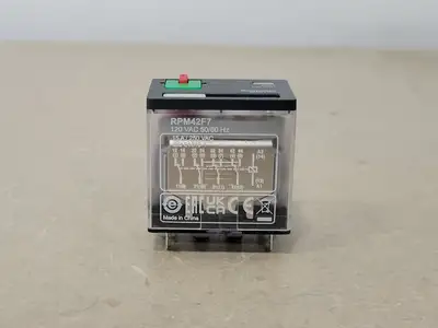 USED SCHNEIDER ELECTRIC RPM42F7