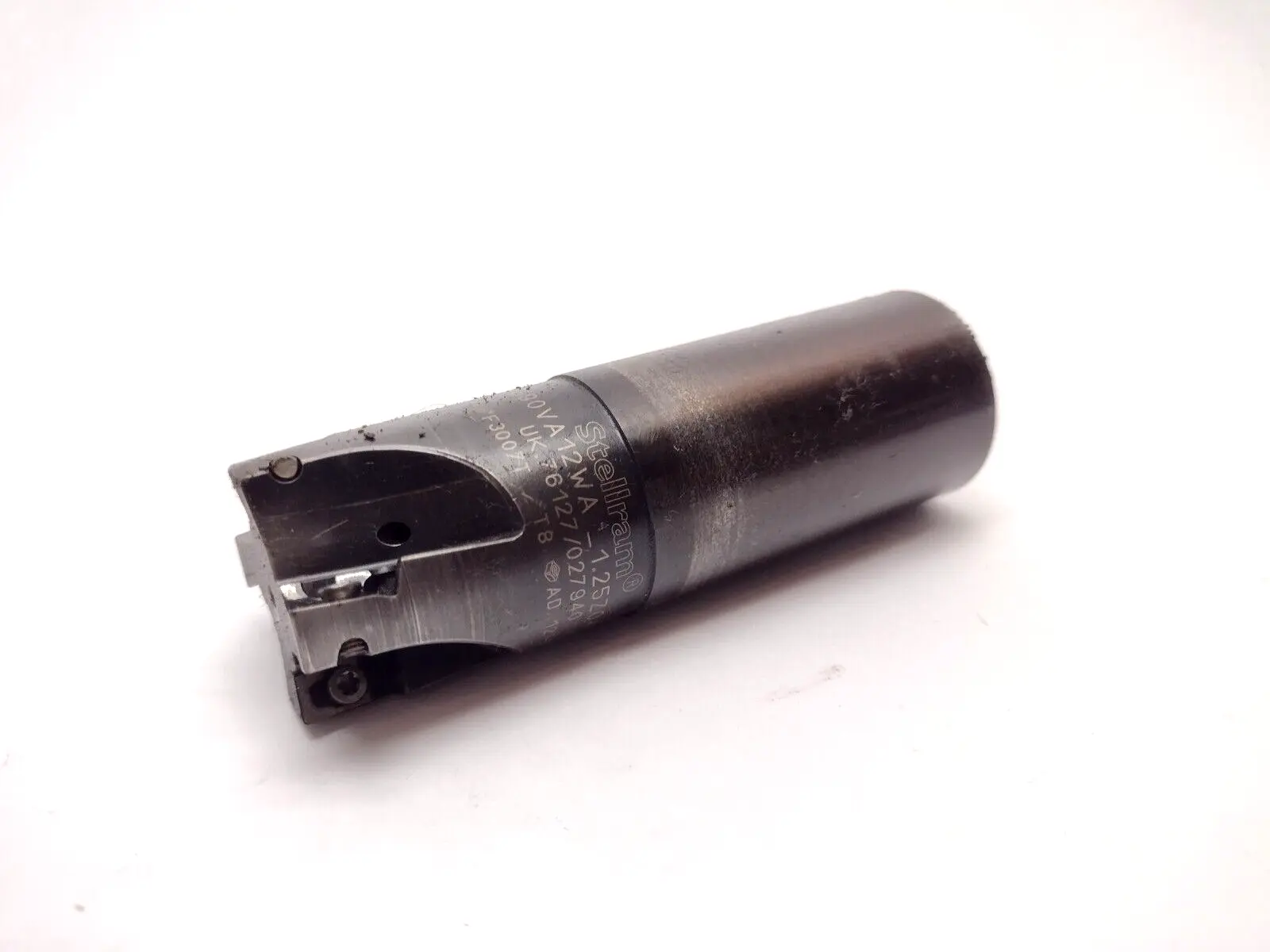 C7690VA12WA _1.25Z04R1.60 | Stellram C7690VA12WA 1.25Z04R1.60 Weldon Shank Fine Pitch Milling Cutter 027940 - Used