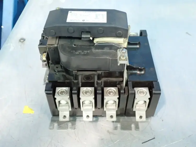 Used GE CR305U002 PLC Contactors Ohio US | HGR 24 #904324