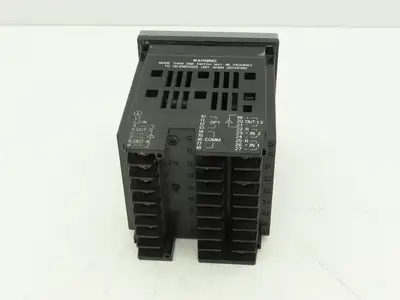 Honeywell UDC2500 Digital Temperature Controller DC2501-CE-0A00-200-00000-00-0
