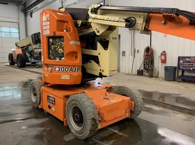 Used 2014 JLG E300AJP ARTICULATING BOOM LIFT Articulating Boom Lifts Alberta CA | Adcock Equipment #1418166