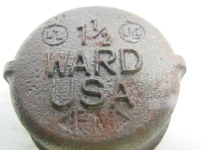 Ward Black Pipe Fitting Cap 1-1/2'' Malleable Iron
