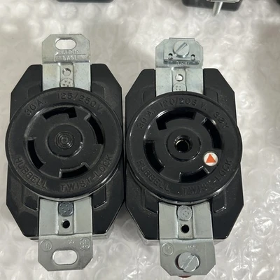 NEW Hubbell na