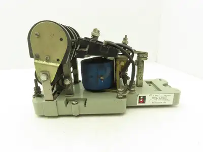 Cutler Hammer 6002 H493A Mill Type DC Contactor 600V DC 2 Pole 2A Coil Size 1