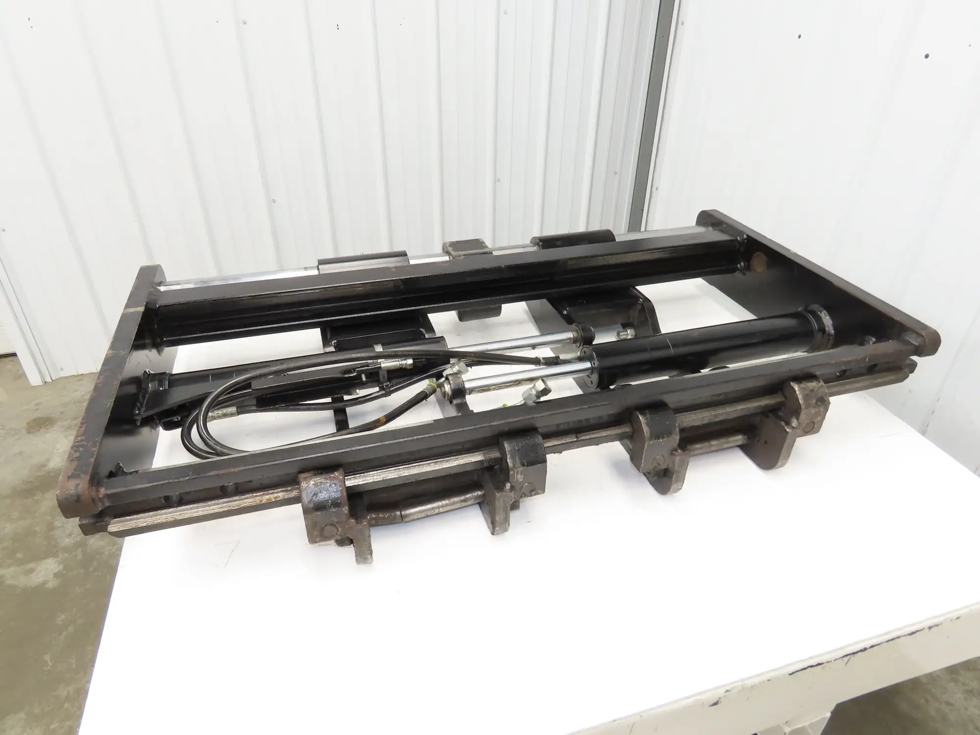 Hyster E80XN Forklift Carriage Fork Positioner 47" Width 7000lbs Class 4 READ