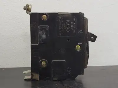 USED SQUARE D QOB115