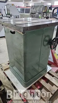 USED GENERAL MFG CO. LTD (CANADA) MODEL 350 USED CABINET TABLE SAW WITHOUT FENCE