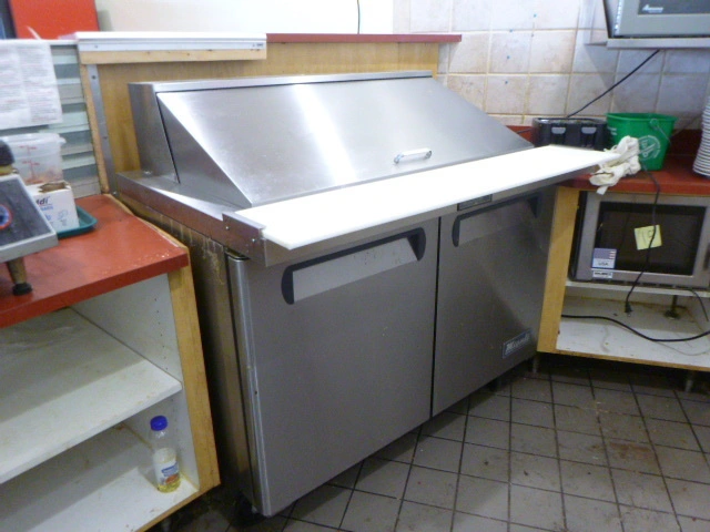 Migali Mega Top Sandwich Prep Table/Cooler