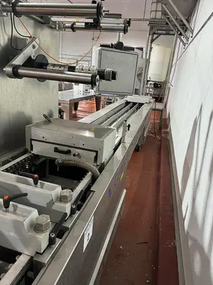 CFS Compact M420 Thermoformer