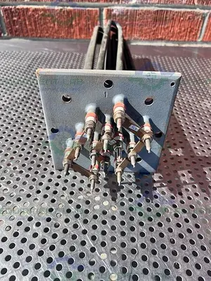 USED CHROMALOX IMMERSION HEATING ELEMENT