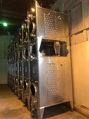 New Stock Letina 528 Gallon / 2000L Jacketed Square Storage Tote Tank