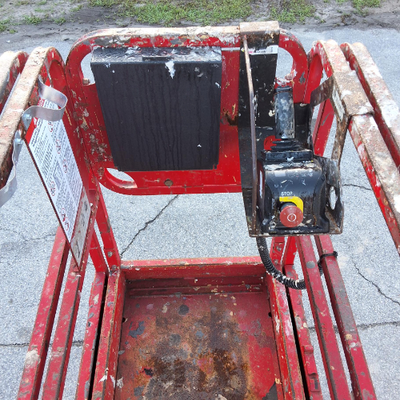 USED 2017 MEC 1330SE