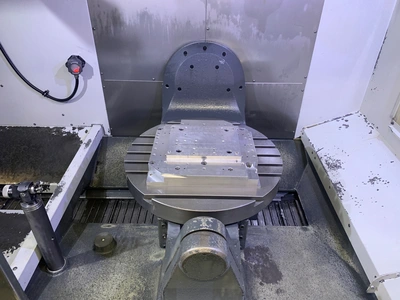 2019 HAAS UMC-1000 Universal Machining Centers | PM Machines (2)