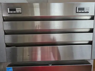 Used True Used 2019 True STG1DT-2HS Half Door Reach-In Combination Refrigerator / Freezer 115V Refrigerators Illinois US | Falcon Restaurant Supply #1373596