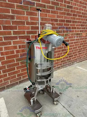 USED THERMO HYPERFORMA STAINLESS STEEL WATER JACKETED SINGLE USE 50L 5:1 BIOREACTOR