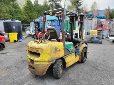 USED KOMATSU FG30HT-14