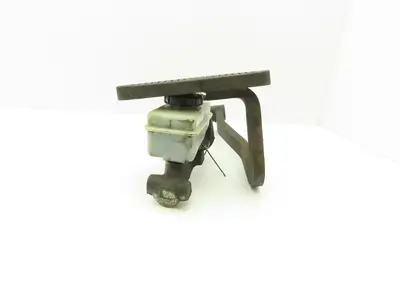 Hyster Brake Pedal & Master Cylinder Assembly Removed From E60Z-33 Forklift