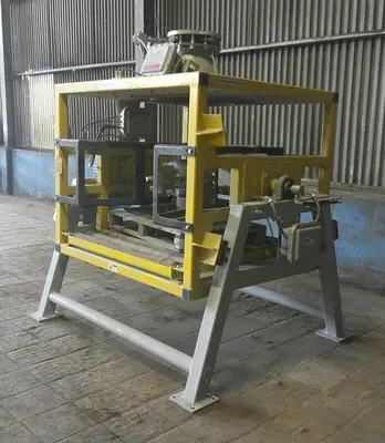 SPC9176  Material Handling Equipment drum dumper, Dynamic Air model 113788