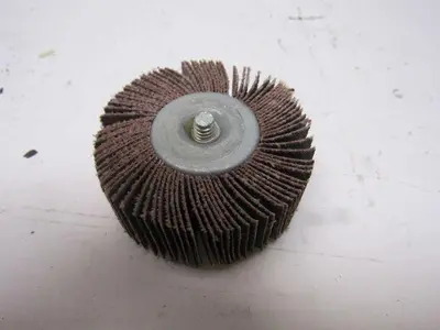 Merit 2458135 Flap Wheel Aluminum Oxide 2-1/2x1x1/4-20 Shank 80 Grit Lot of 7