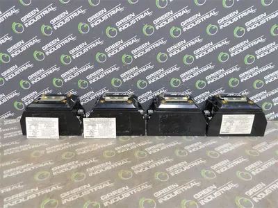 Lot of 4 Thomas&Betts C30-2-TB Dead Front Fuse Holders 30A 240VAC 125VDC 2P Used
