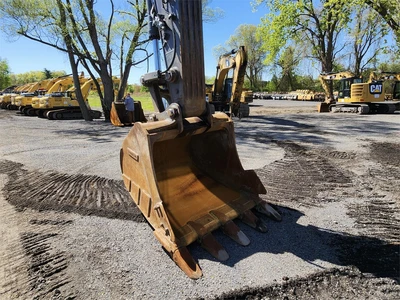 Used 2022 VOLVO ECR355EL Crawler Excavators | Abele Tractor #1342881