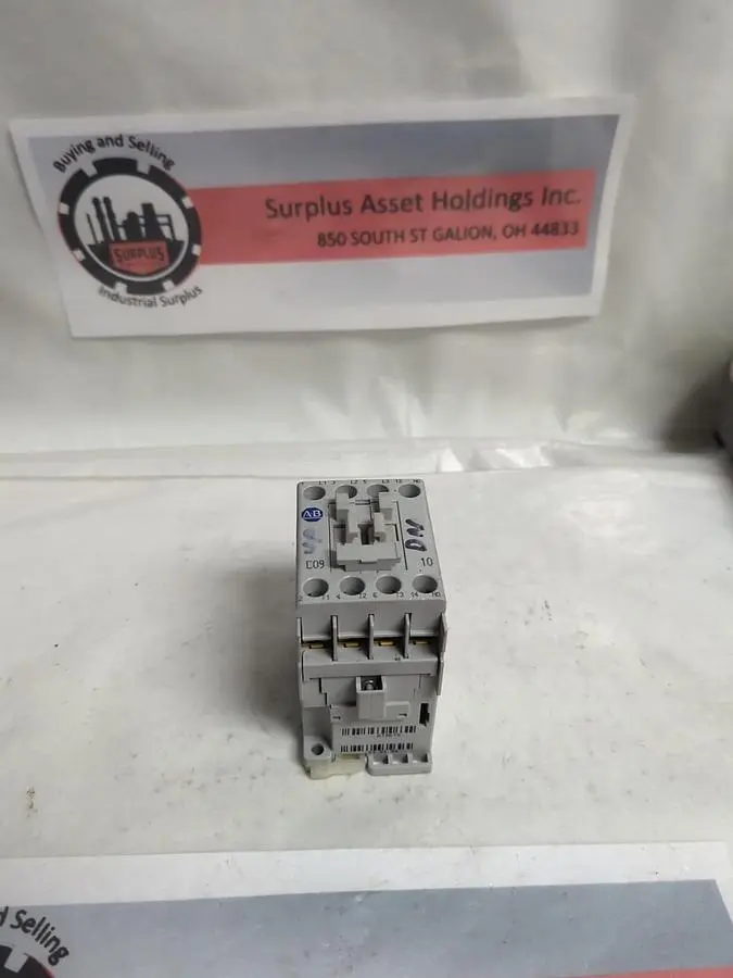 USED ALLEN-BRADLEY 100-C09E*10