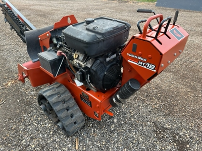 USED 2014 Ditch Witch RT12