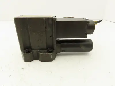 Used HYDROLUX MOOG _UNKNOWN_ Valves/Fittings | Arrow Industrial #622649