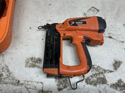 Used PASLODE LI-ION Nailers Michigan US | Miedema Asset Management Group #1577723