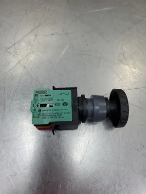 Used Schlegel _UNKNOWN_ Relays & Switches South Carolina US | Palmetto Automation #1163698
