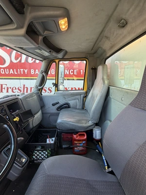 Used 2004 INTERNATIONAL _UNKNOWN_ Box trucks Ohio US | Miedema Asset Management Group #1578119