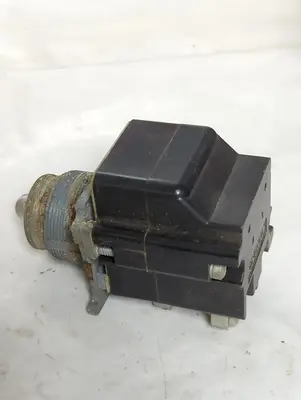 New | in-Stock CUTLER-HAMMER 10250T221 Light Source Equipment Ohio US | Surplus Asset Holdings #1578948