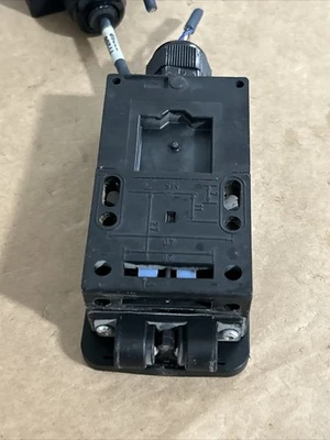 USED SCHMERSAL AZ 16-02zvrk-M20