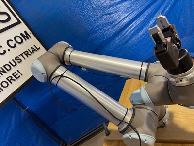 2017 UNIVERSAL ROBOTS UR10 6 Axis Robots | K.B. Industries LLC (5)