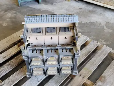 Used 2000 MERLIN GERIN M16H1 Switchgears British Columbia CA | Lenmark #240431