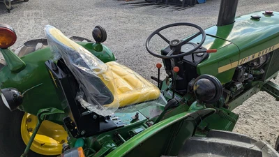 USED 1976 JOHN DEERE 2040