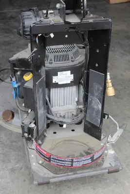 Diamatic 136-7812 Burnisher | Levy Recovery Group (11)