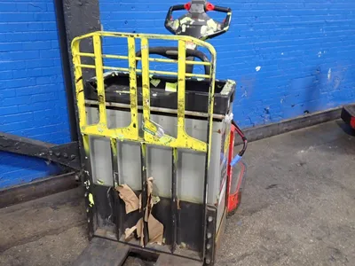 USED THE RAYMOND CORPORATION 8410
