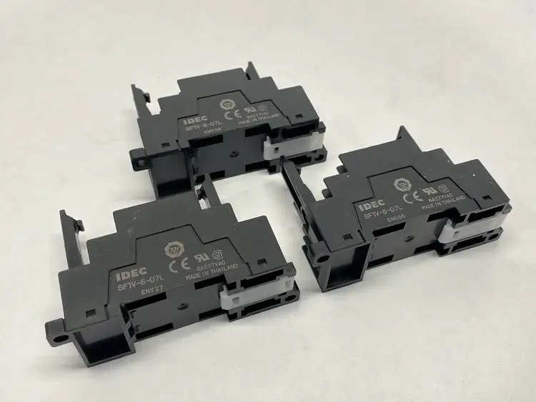 Used IDEC RELAY SOCKET 6A 277VAC LOT OF 3 Relays & Switches | Maverick Industrial Sales #1104210