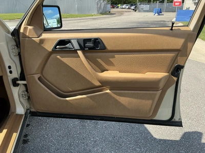 Used 1986 MERCEDES-BENZ 300E Cars Michigan US | Miedema Asset Management Group #1322375