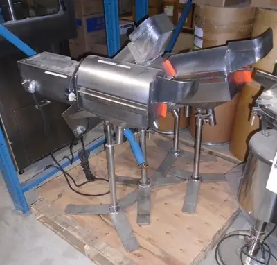 Used Key Stainless Steel Dedusters