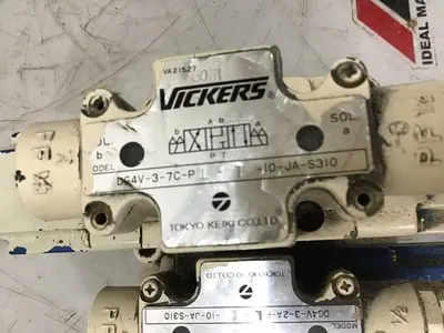 USED SPERRY VICKERS DG4V32APLT10JAS310