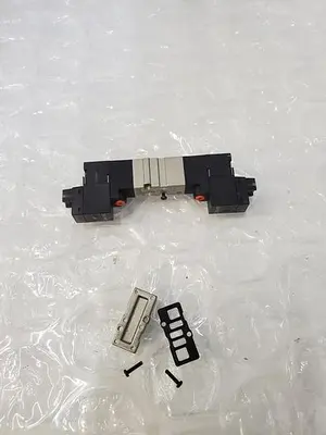 USED SMC SYJ143-5LOZ