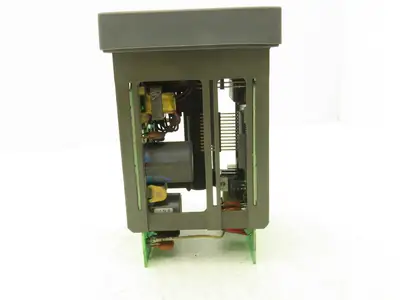 Honeywell UDC3300  Digital Temperature Controller DC330B-K0-000-20-000000-00-0